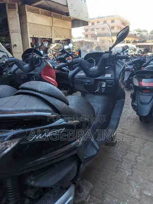 Yamaha Majesty 2022 Black