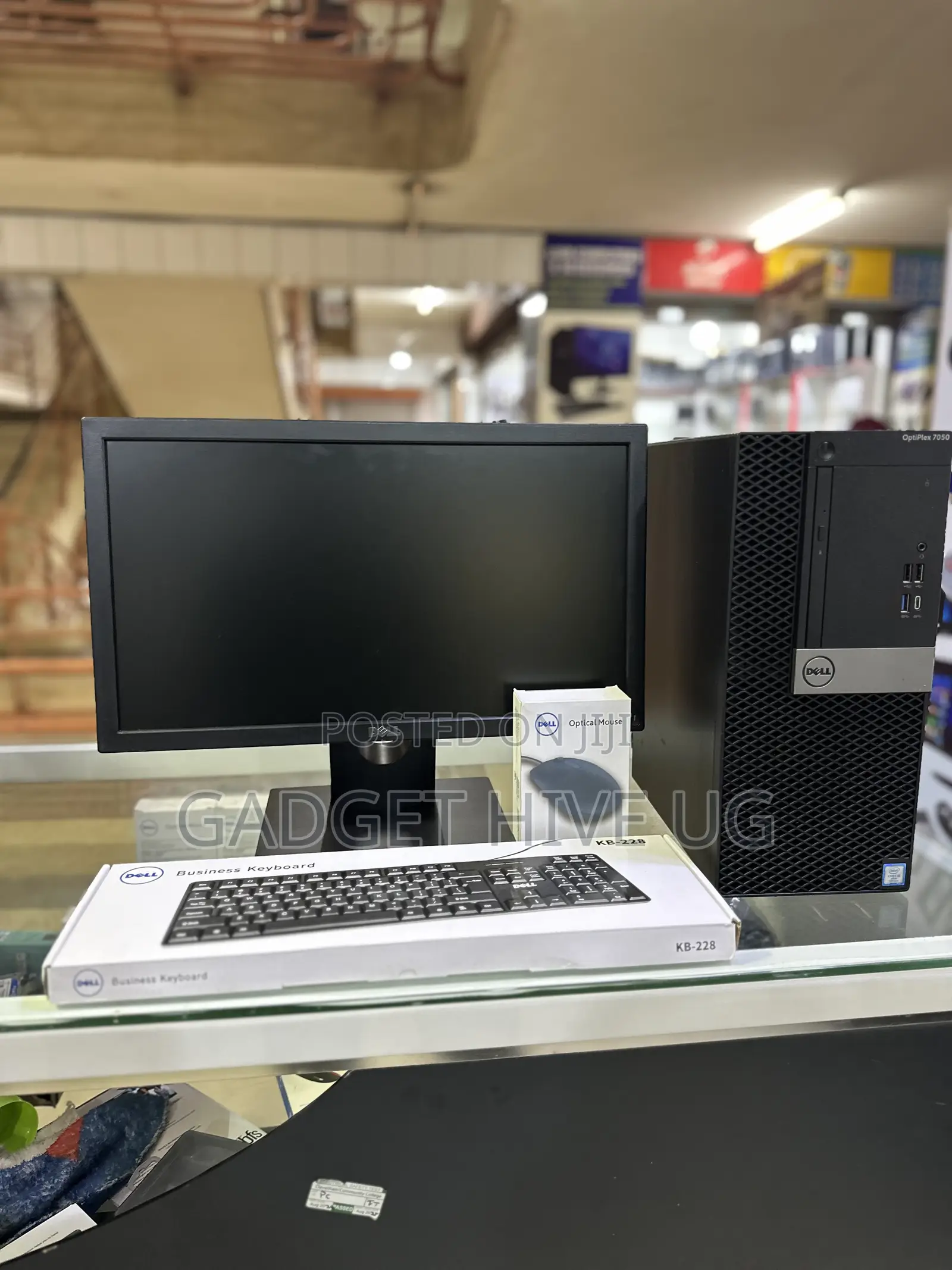 Desktop Computer Dell Optiplex 7050 8GB Intel Core i5 HDD 500GB