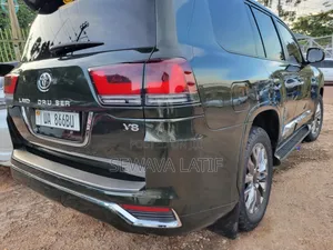 Toyota Land Cruiser 4.5 V8 DLX 2015 Green