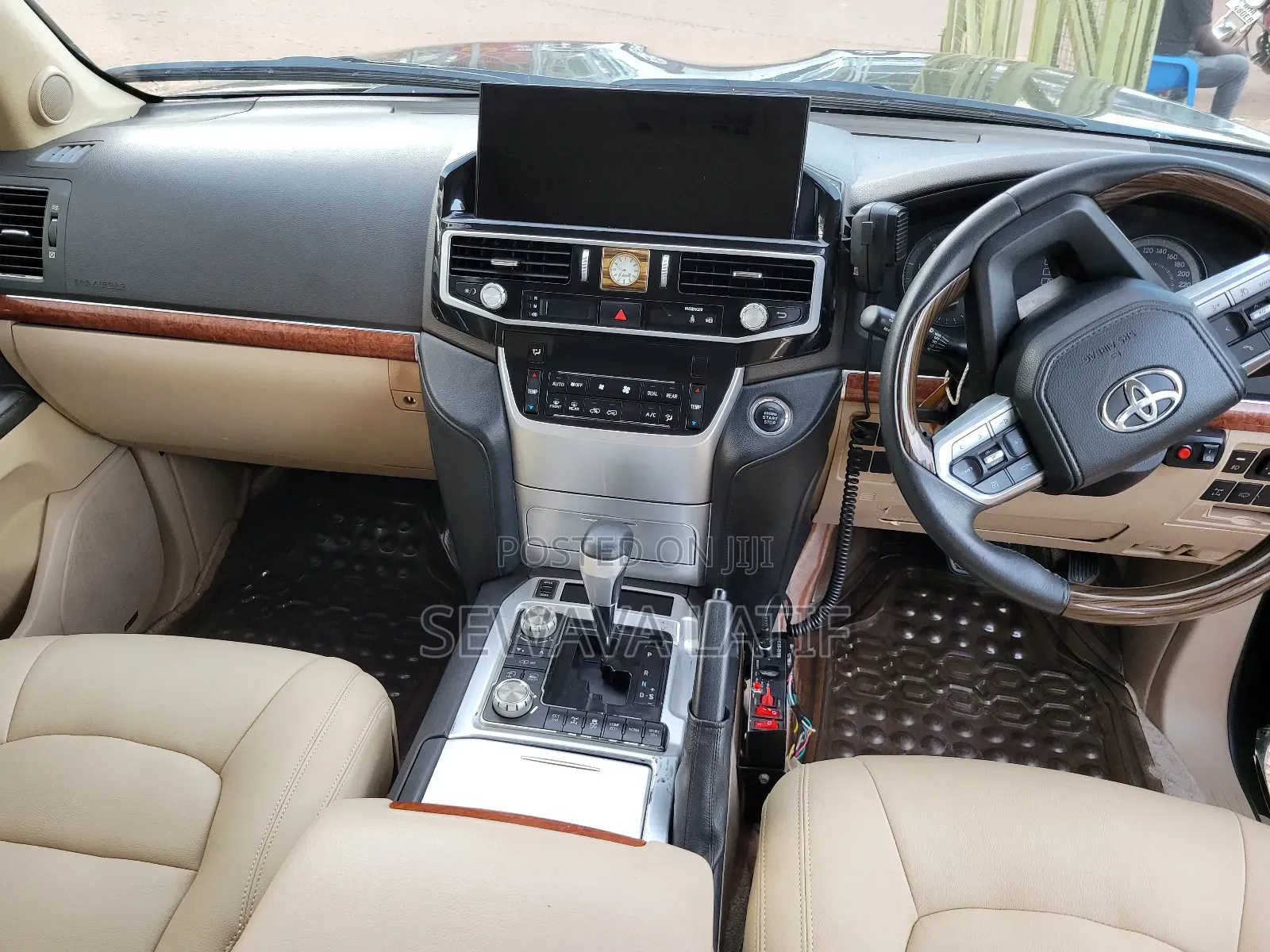 Toyota Land Cruiser 4.5 V8 DLX 2015 Green