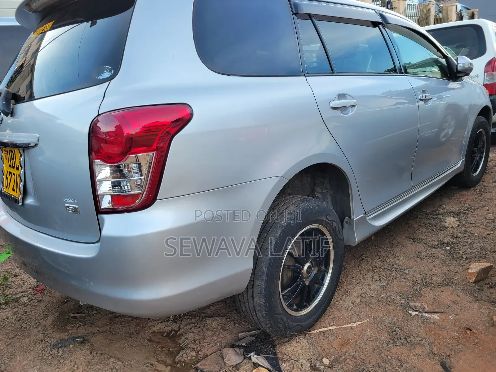 Toyota Corolla Fielder 1.5 Petrol AWD 2011 Silver