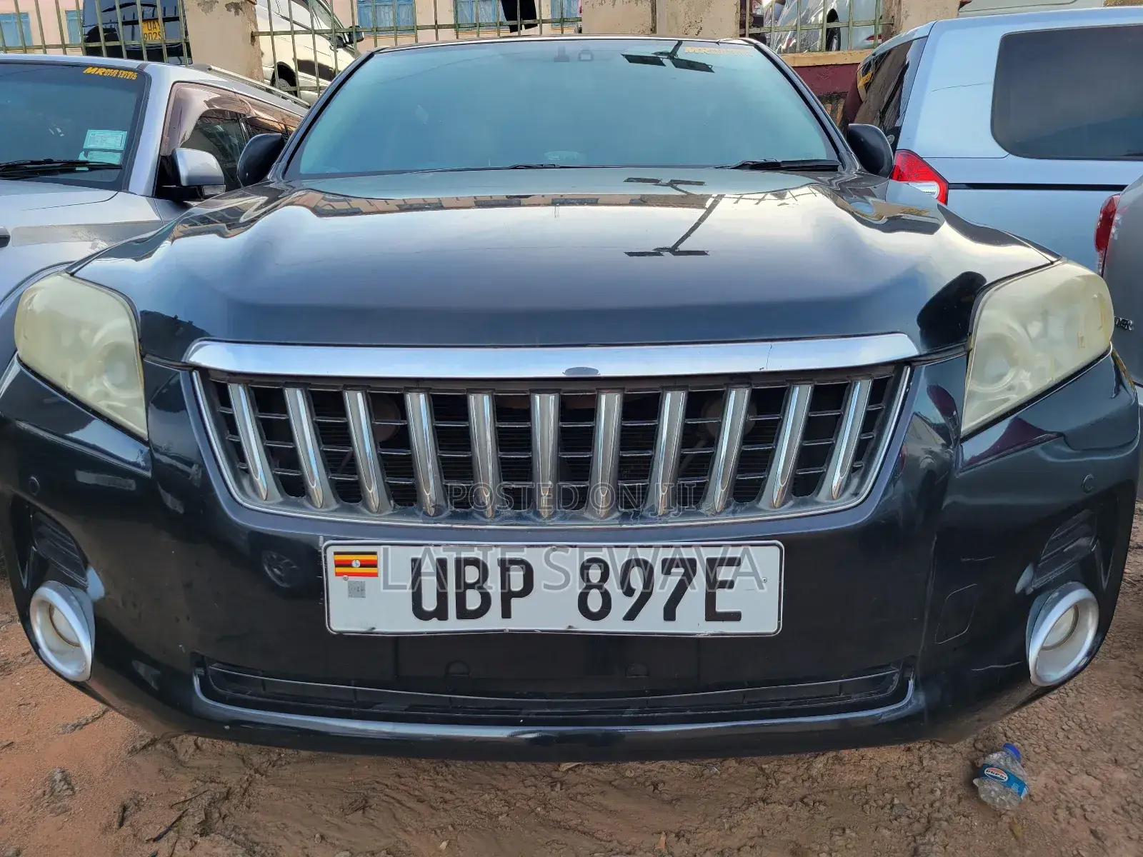 Toyota Vanguard 2010 Black