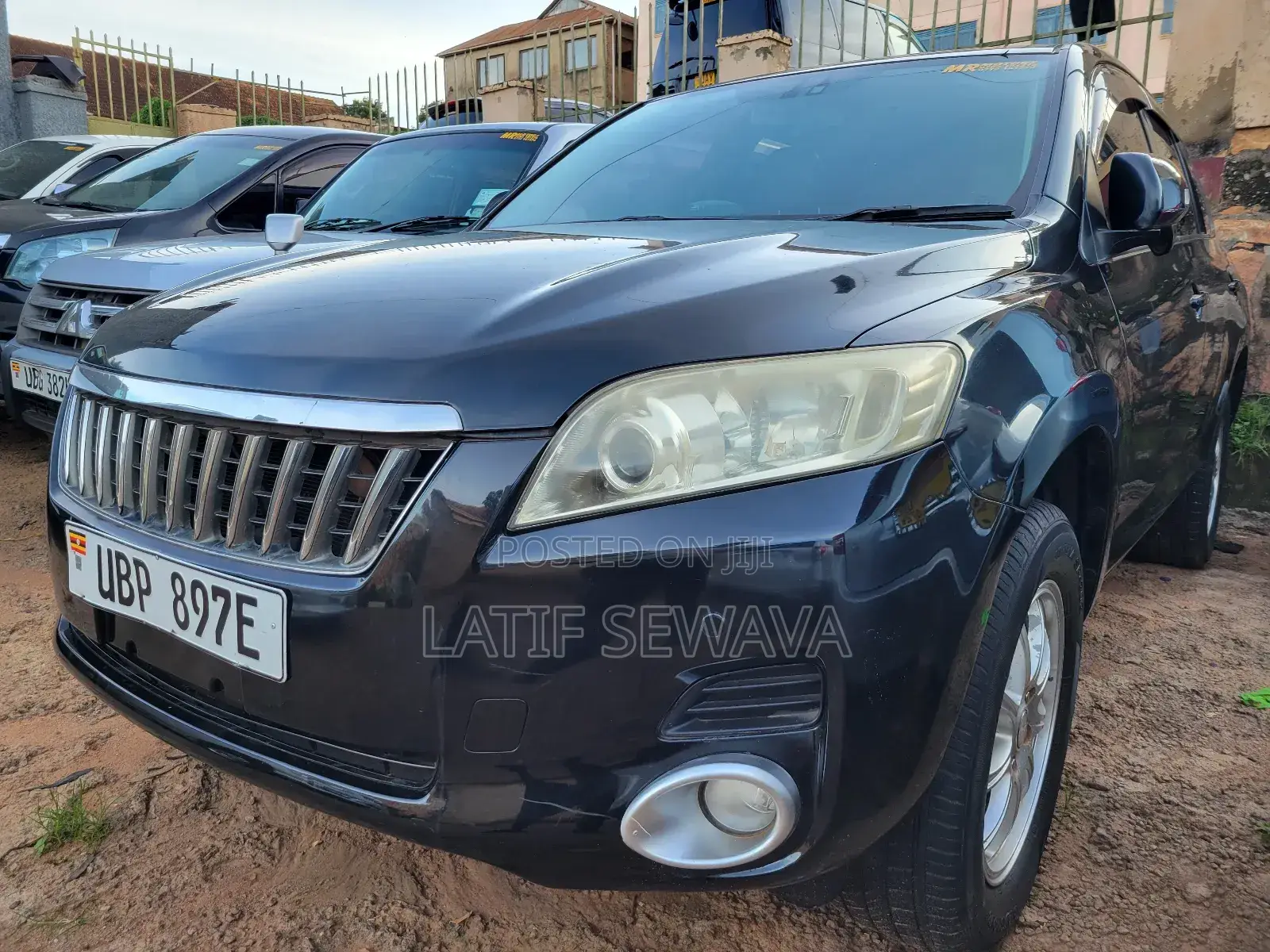 Toyota Vanguard 2010 Black
