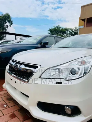 Subaru Legacy 2012 White