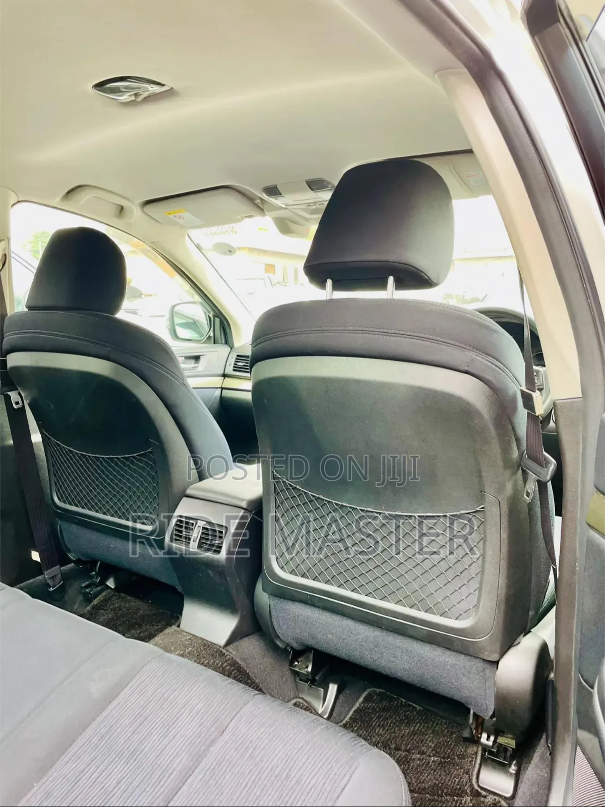 Subaru Legacy 2012 White