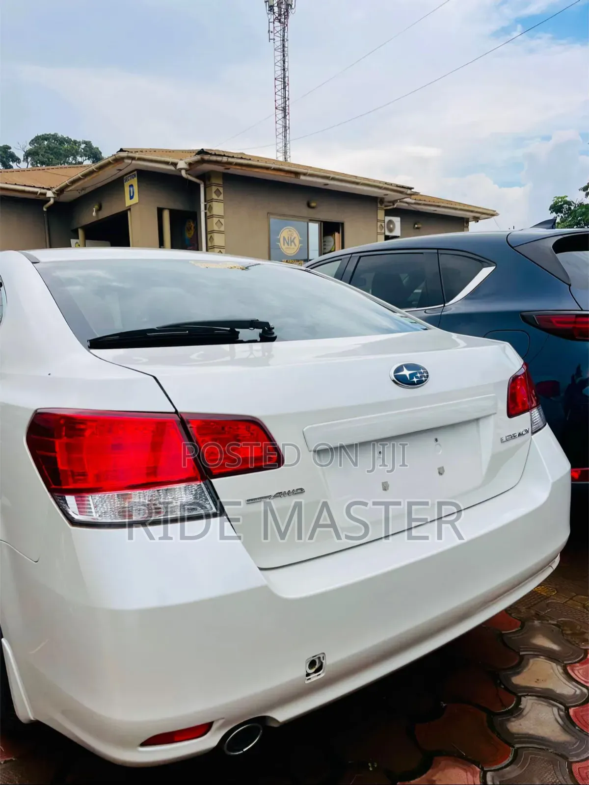 Subaru Legacy 2012 White