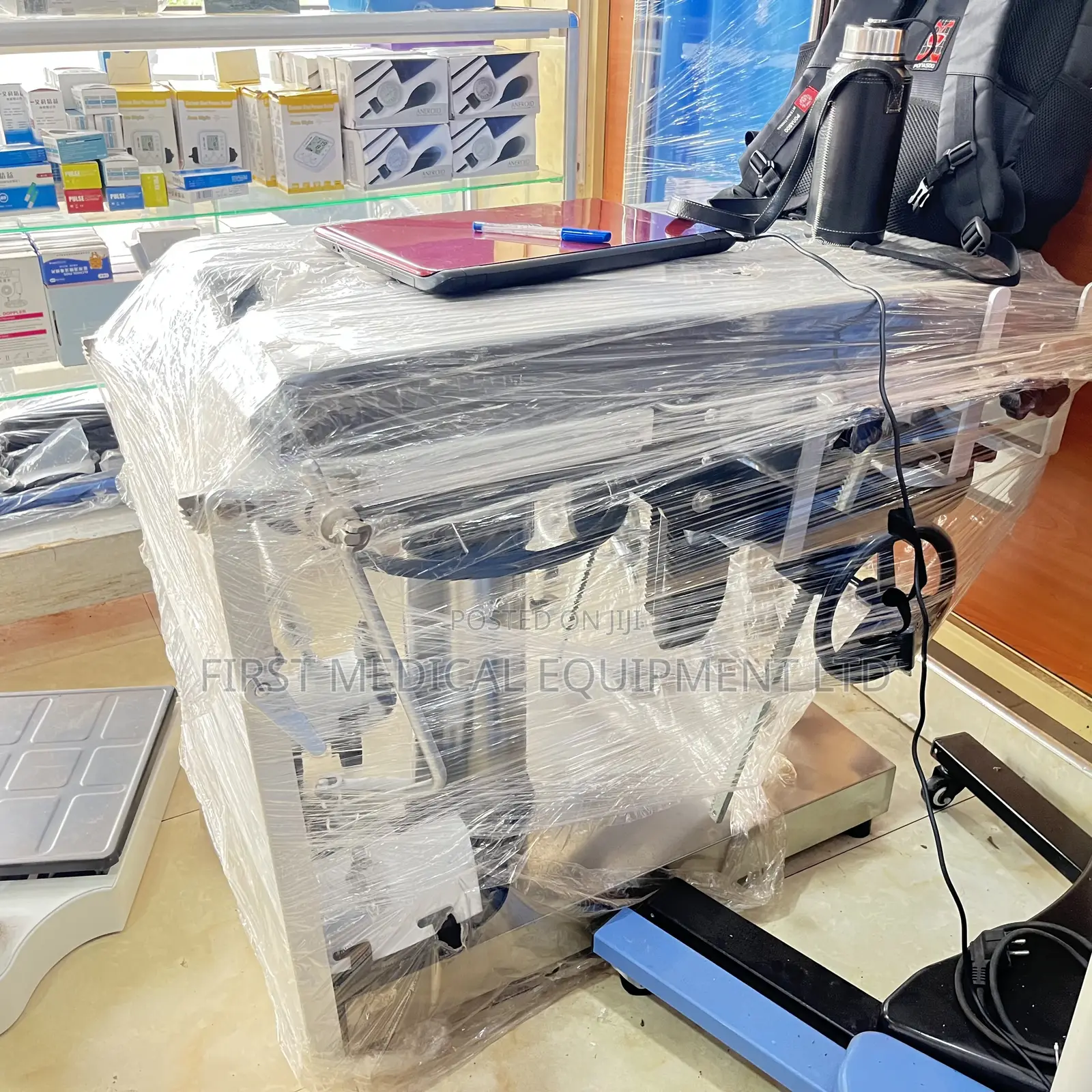 High Quality Operating Table
