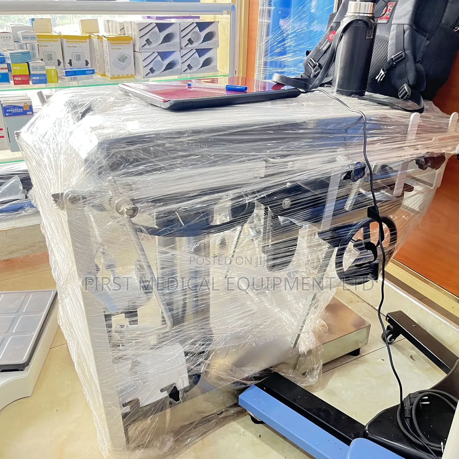 High Quality Operating Table