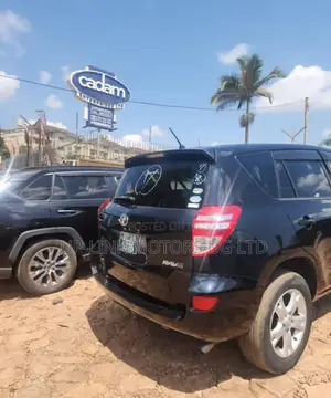 Toyota RAV4 2011 Black