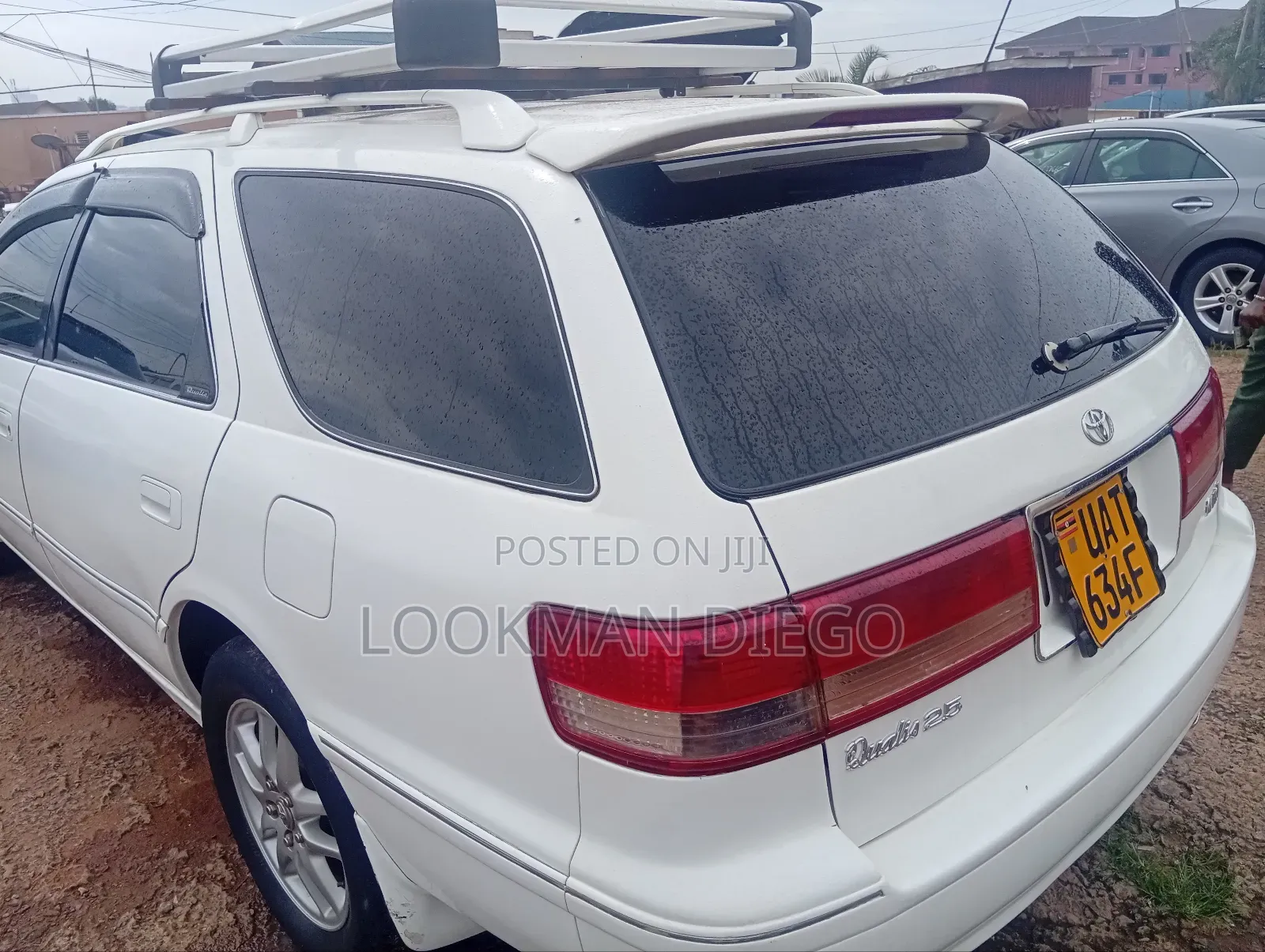 Toyota Mark II Qualis 2.5 RWD 2000 White