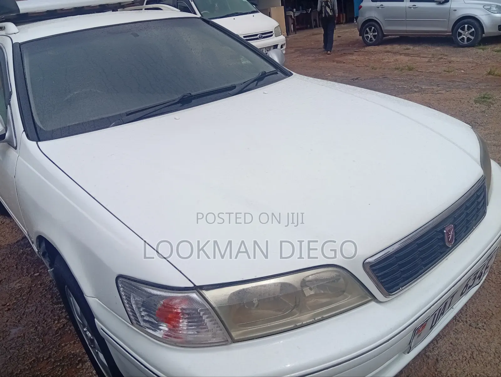 Toyota Mark II Qualis 2.5 RWD 2000 White