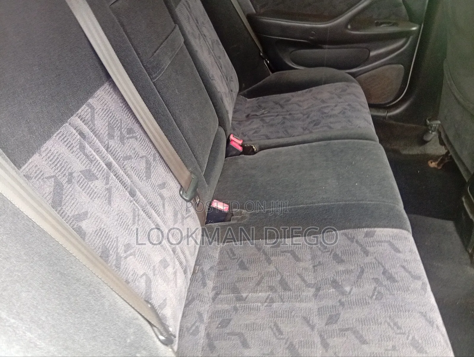 Toyota Mark II Qualis 2.5 RWD 2000 White