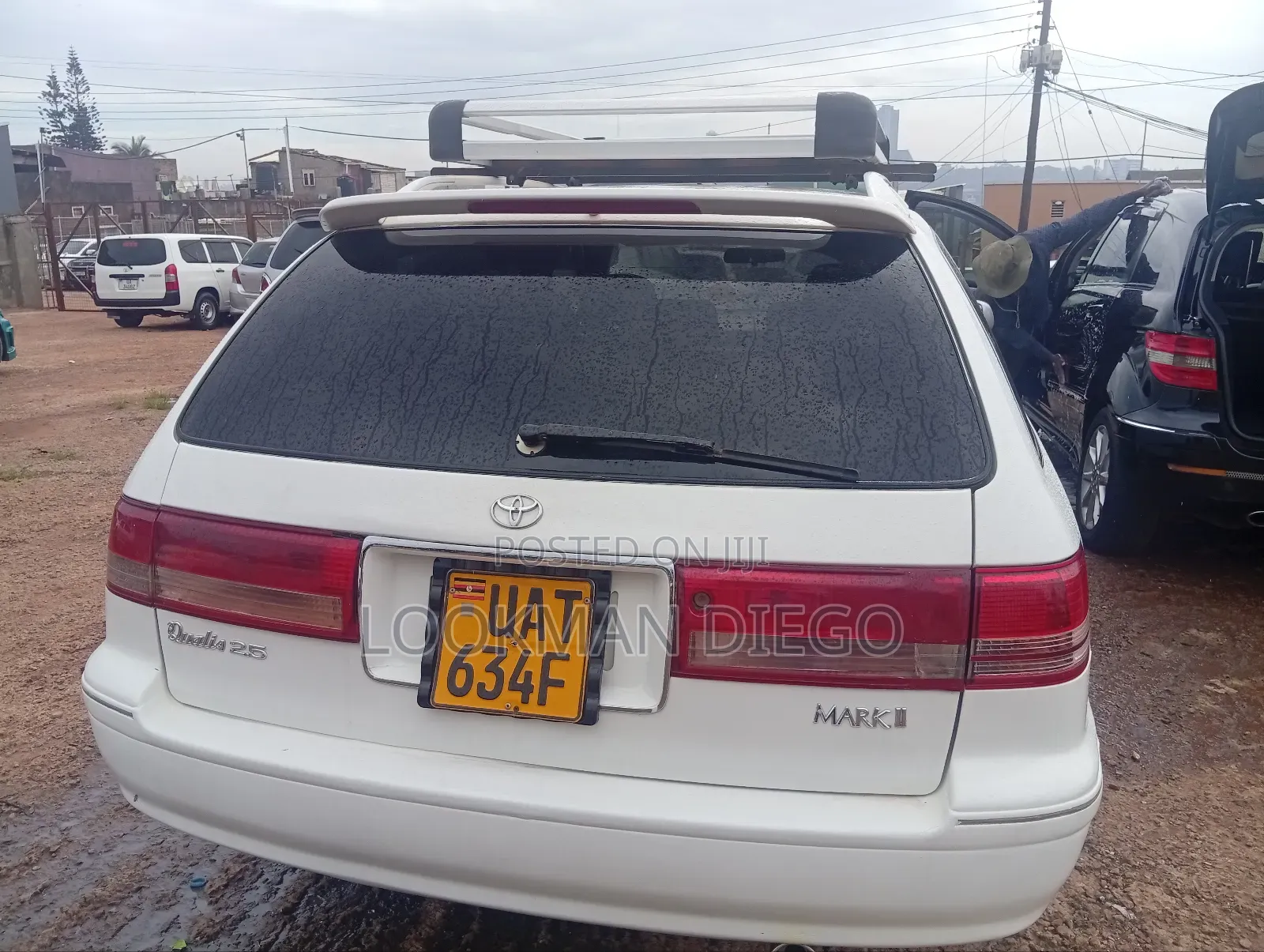 Toyota Mark II Qualis 2.5 RWD 2000 White