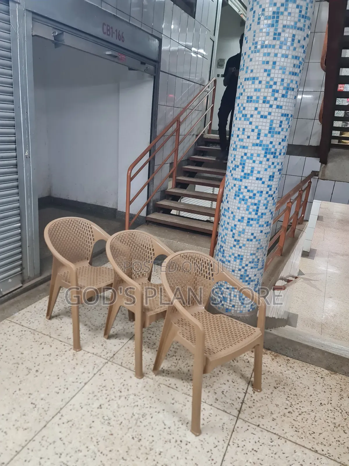 Canadian Outdoor/ Indoor Plastic Chairs Plastic Chairs Armrest