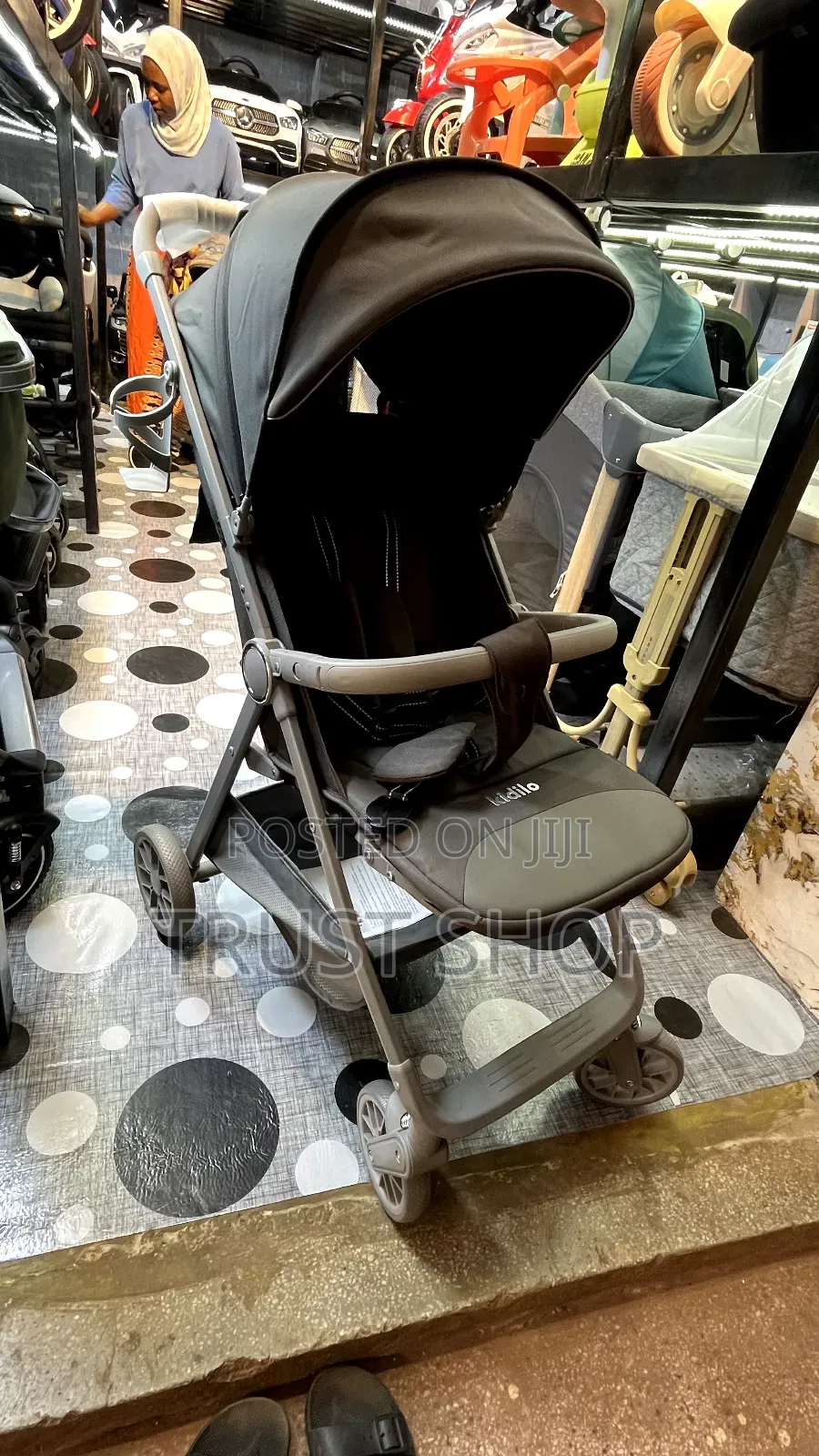Brown Kidilo Stroller
