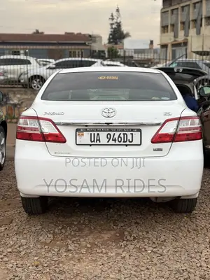 Toyota Premio 1.8 FWD 2013 White