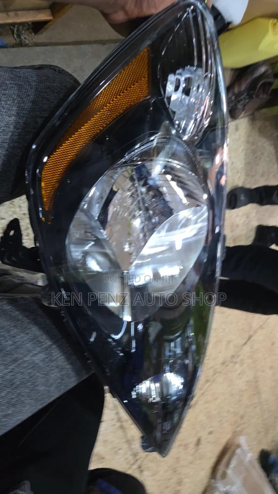 Honda Fit 2009 - 2010 Headlamp