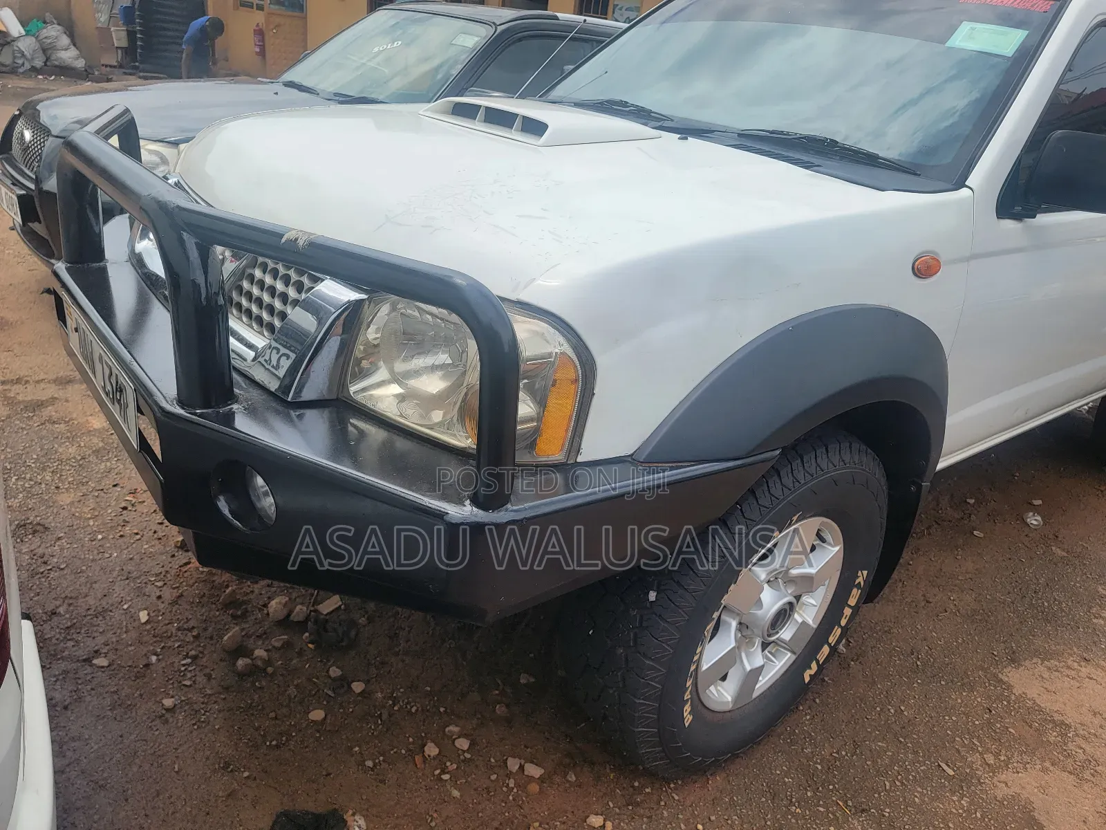 Nissan Hardbody 2002 White