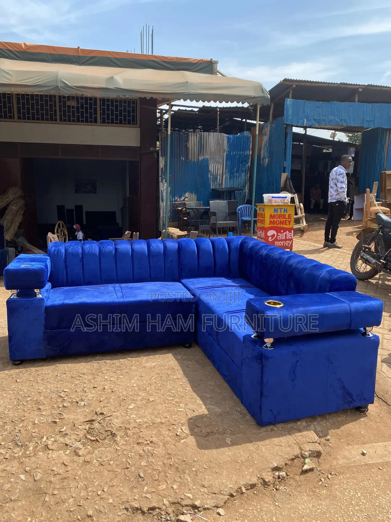 5 Sitter Simple L Sofa Set