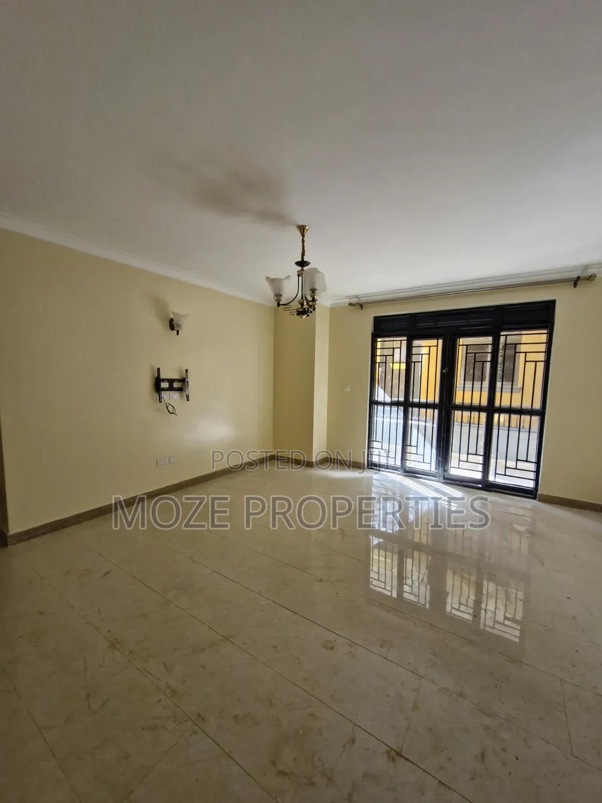3bdrm Apartment in Naalya Kimbeja, Central Division for rent