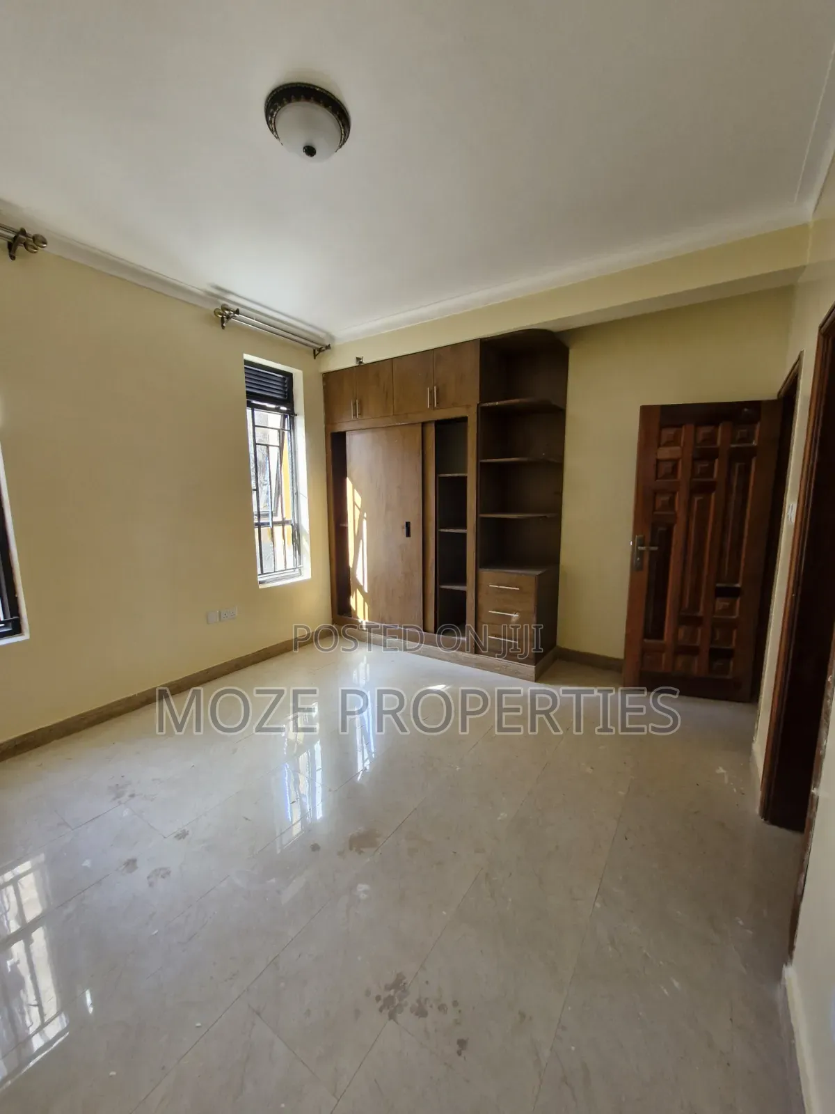 3bdrm Apartment in Naalya Kimbeja, Central Division for rent