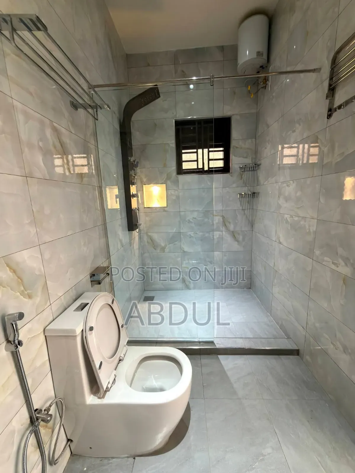 4bdrm Bungalow in Jomayi Estate, Kira for sale