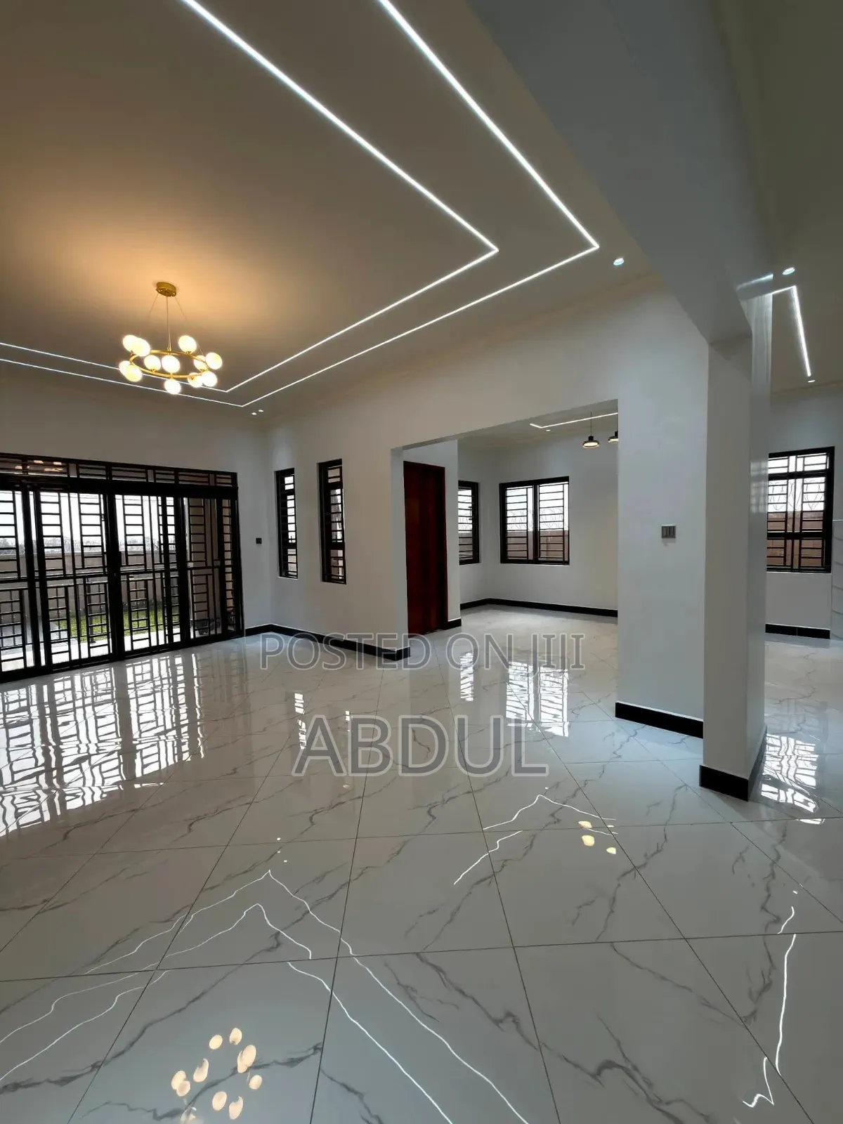 4bdrm Bungalow in Jomayi Estate, Kira for sale