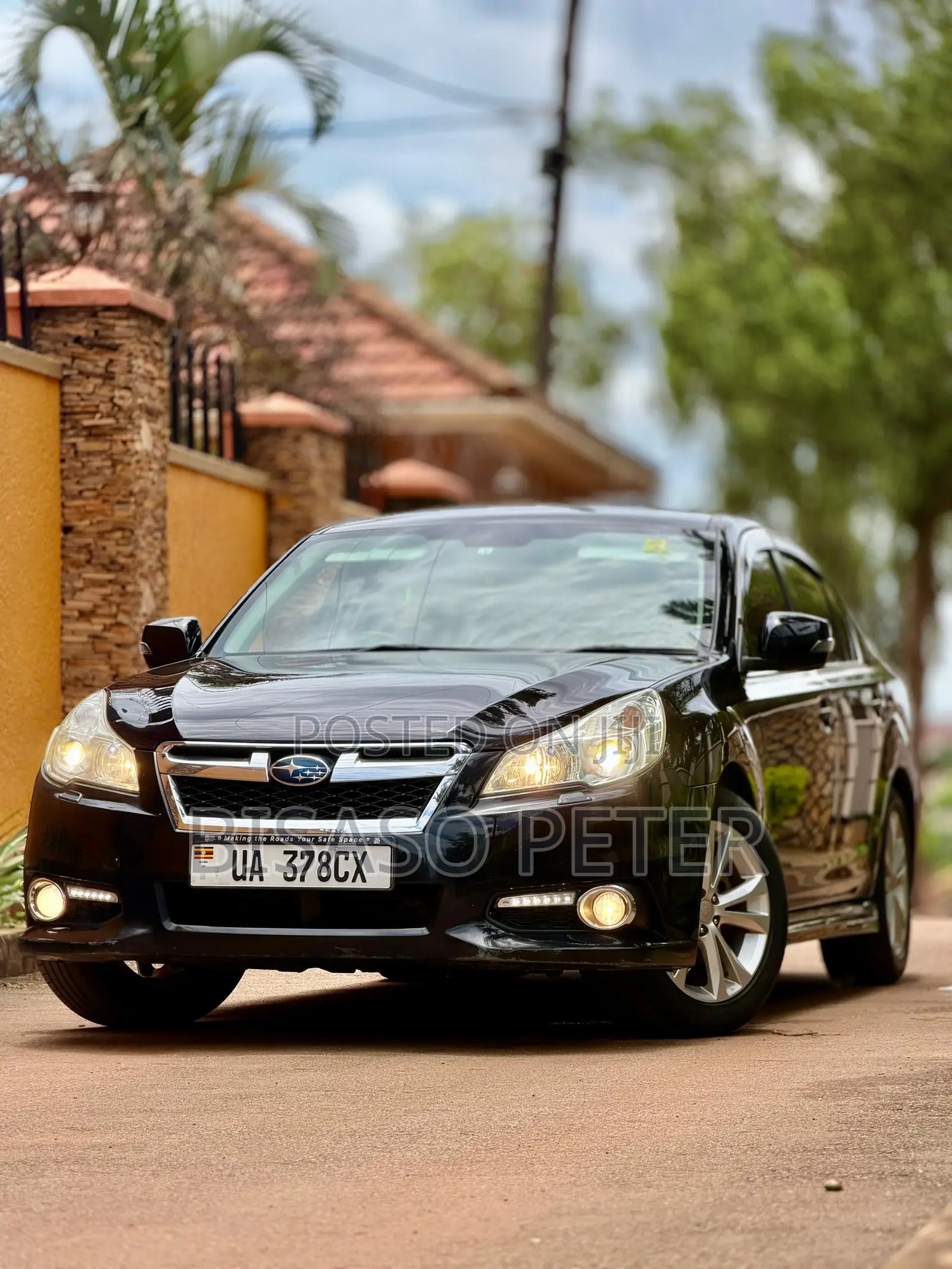 Subaru Legacy 2.5i Premium 2013 Black