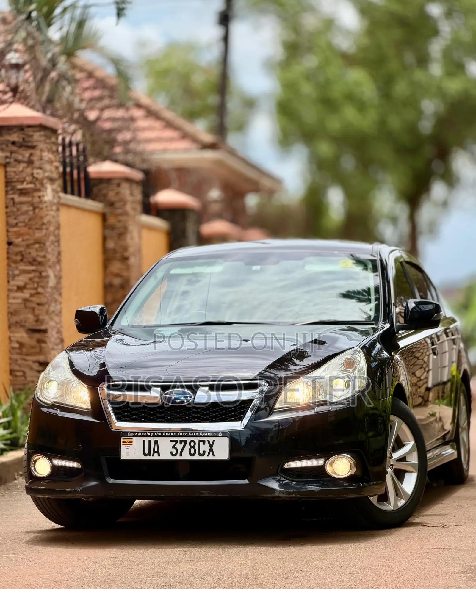 Subaru Legacy 2.5i Premium 2013 Black