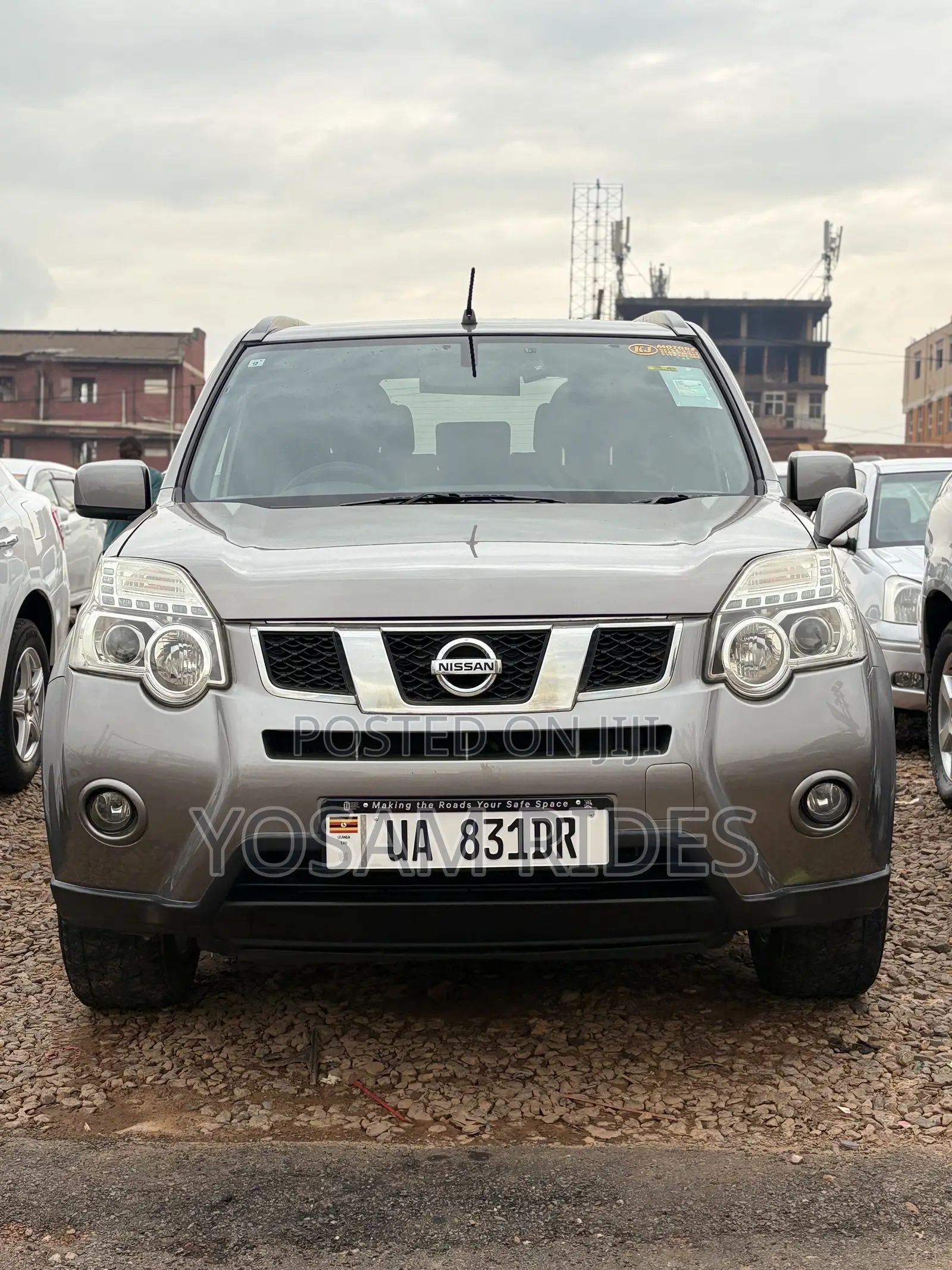 Nissan X-Trail 2.0 Petrol XE 2012 Silver