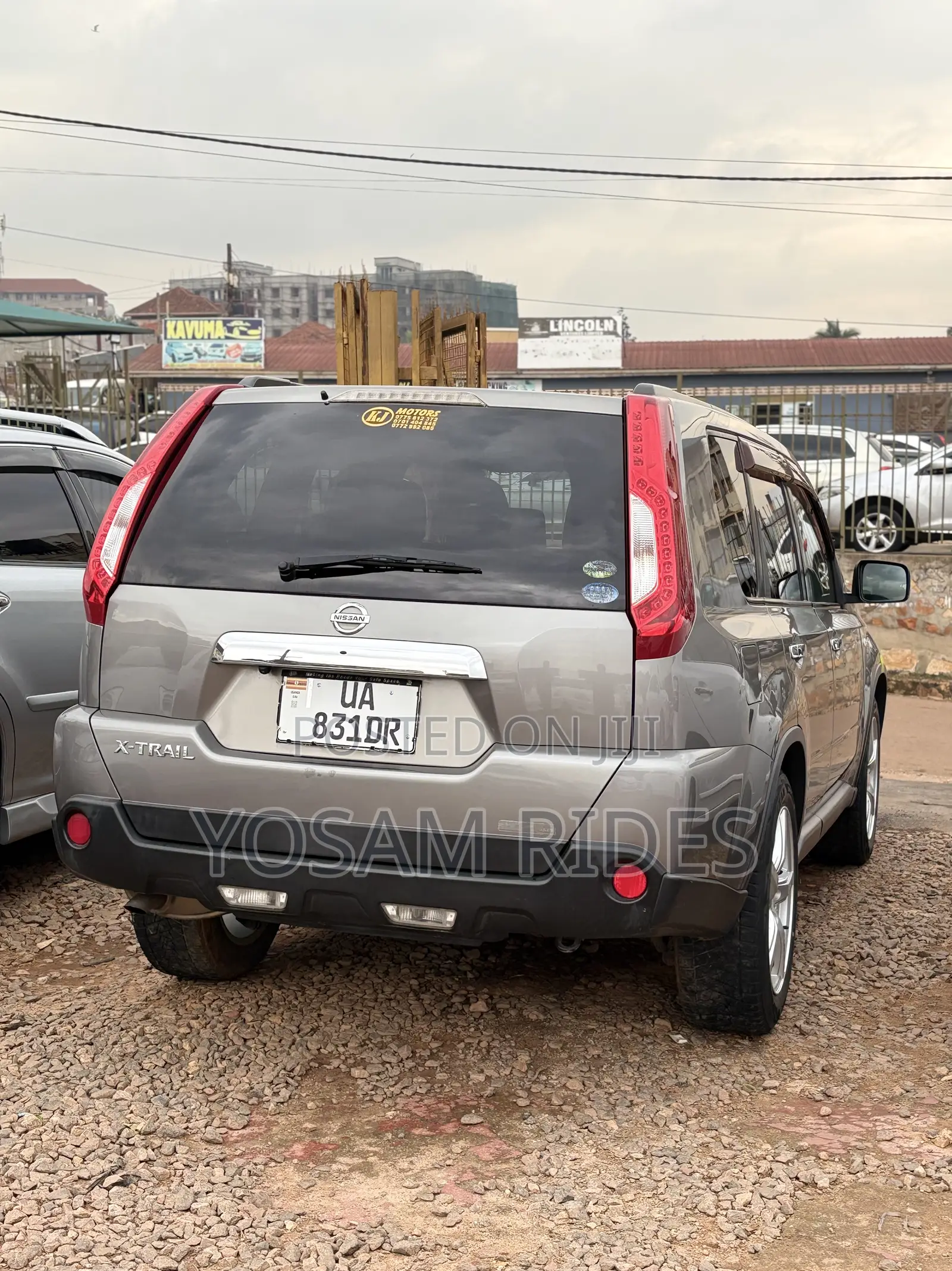 Nissan X-Trail 2.0 Petrol XE 2012 Silver