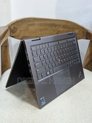 New Lenovo Thinkpad X1 Yoga 16GB Intel Core i7 SSHD (Hybrid) 512GB