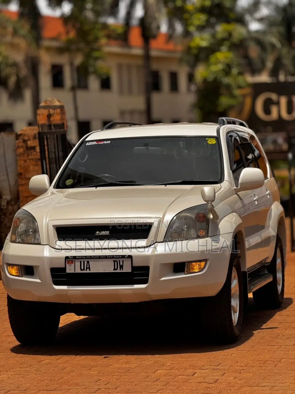 Toyota Land Cruiser Prado 2010 White