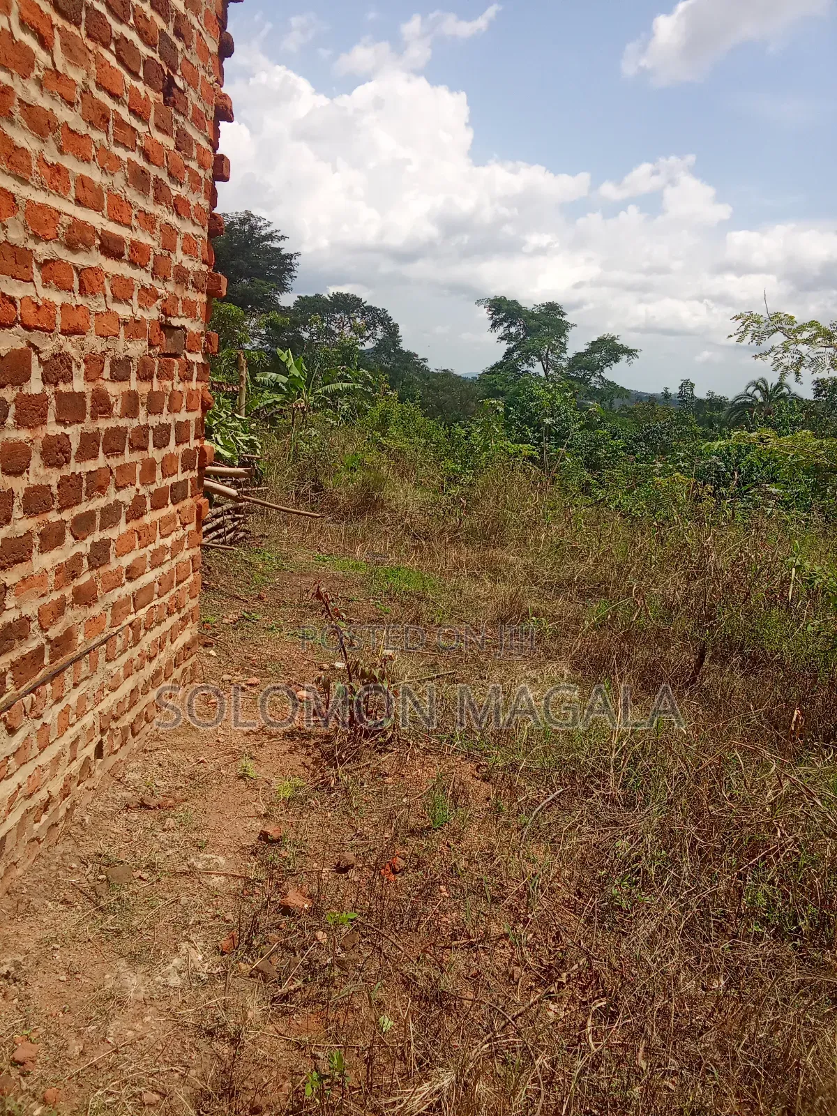 2bdrm Mansion in Buwambo, Central Division for sale
