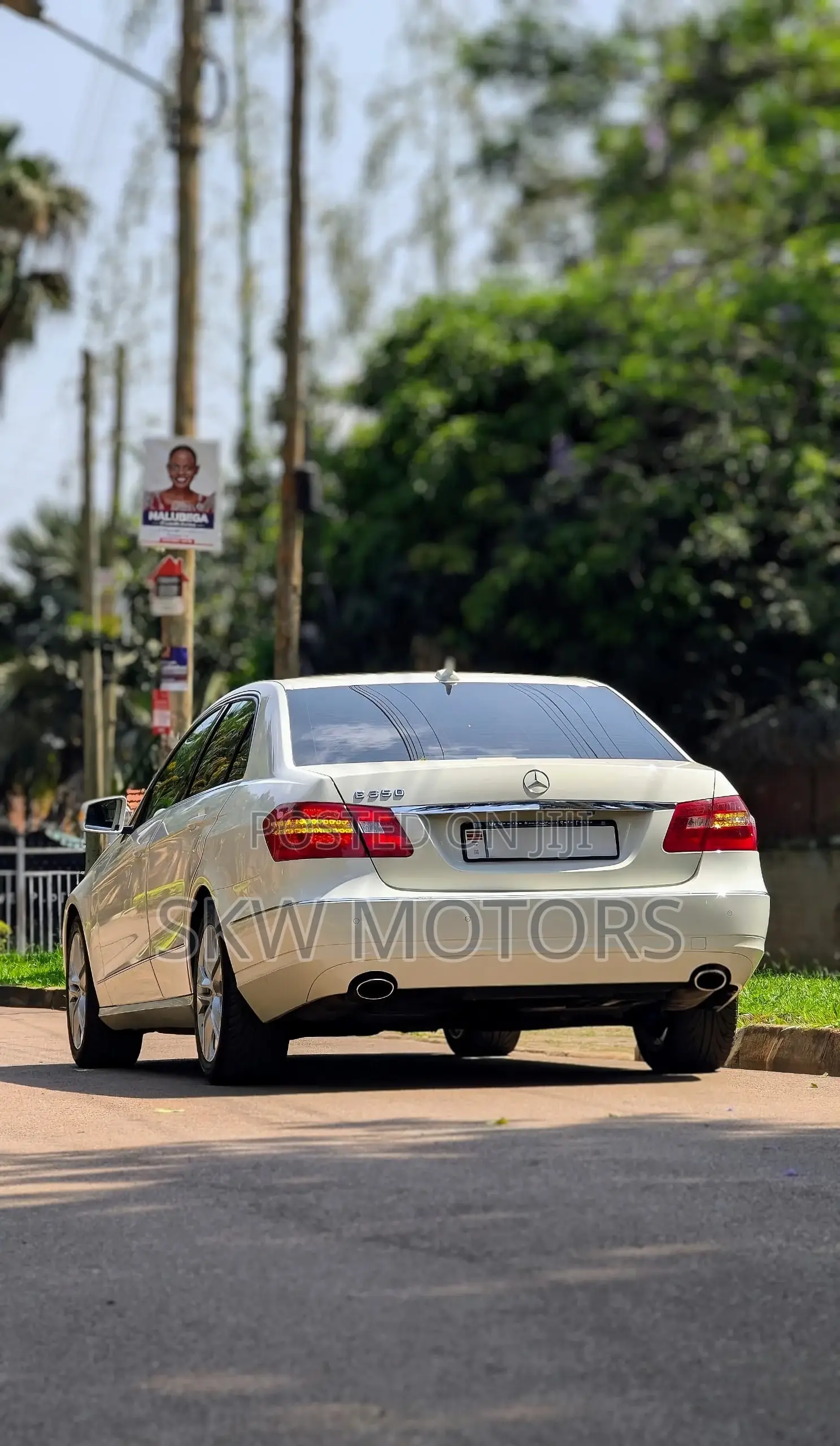 Mercedes-Benz E350 2011 White
