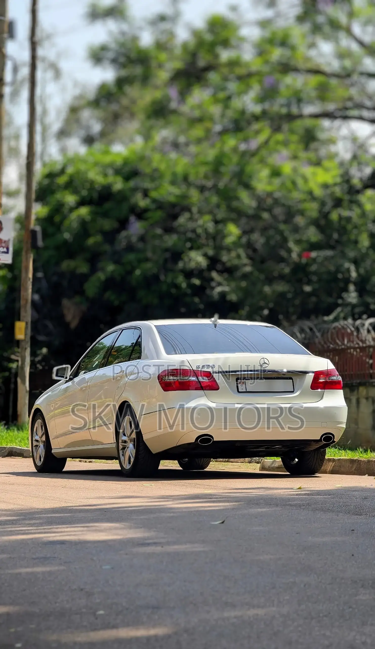 Mercedes-Benz E350 2011 White