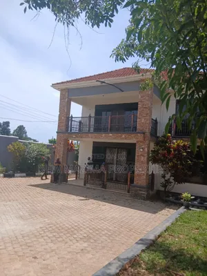 5bdrm Maisonette in Kigo Heights, Central Division for sale