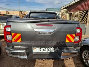 Toyota Hilux SR5 4x4 2016 Gray