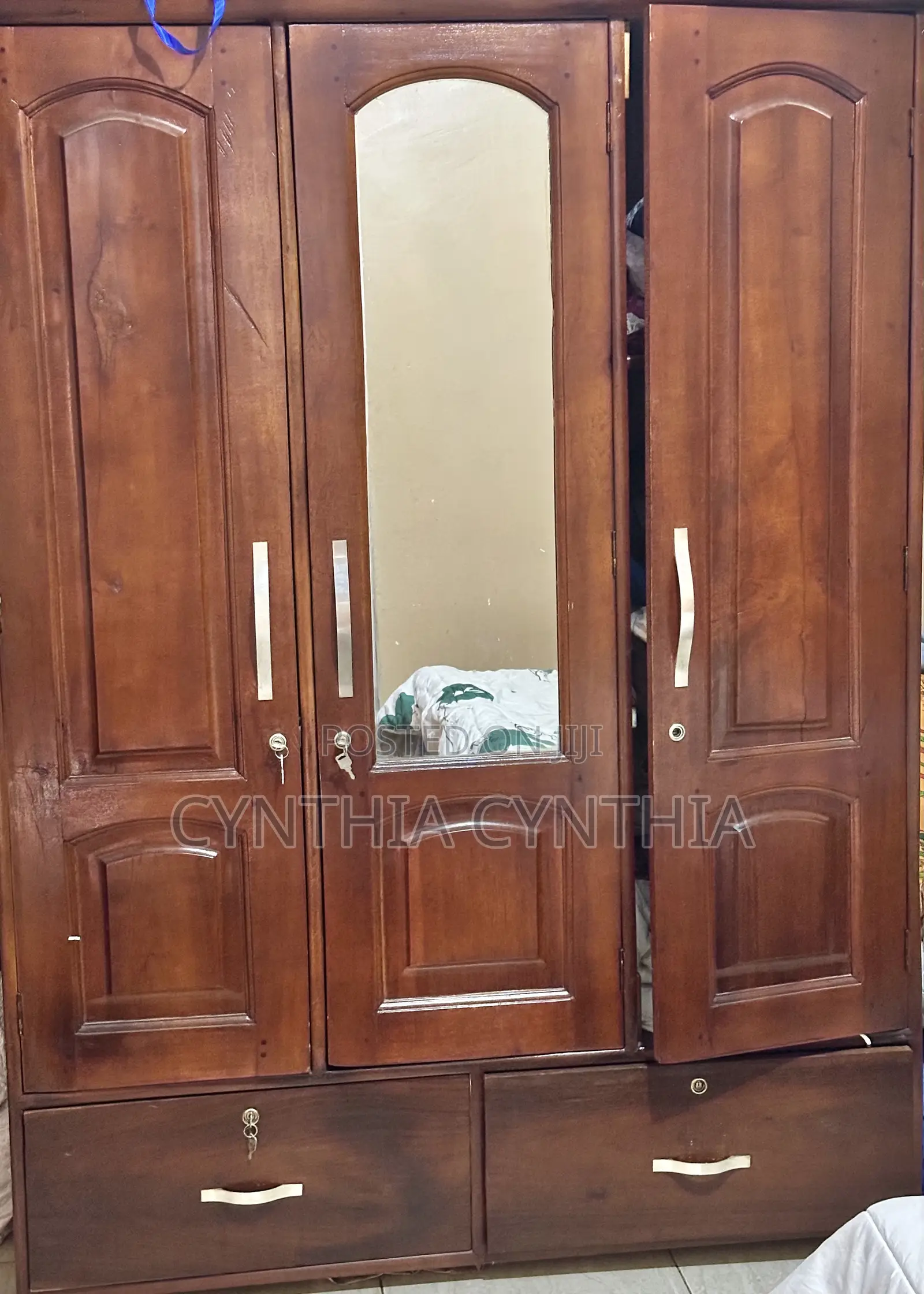 Nice Spacious Wardrobe