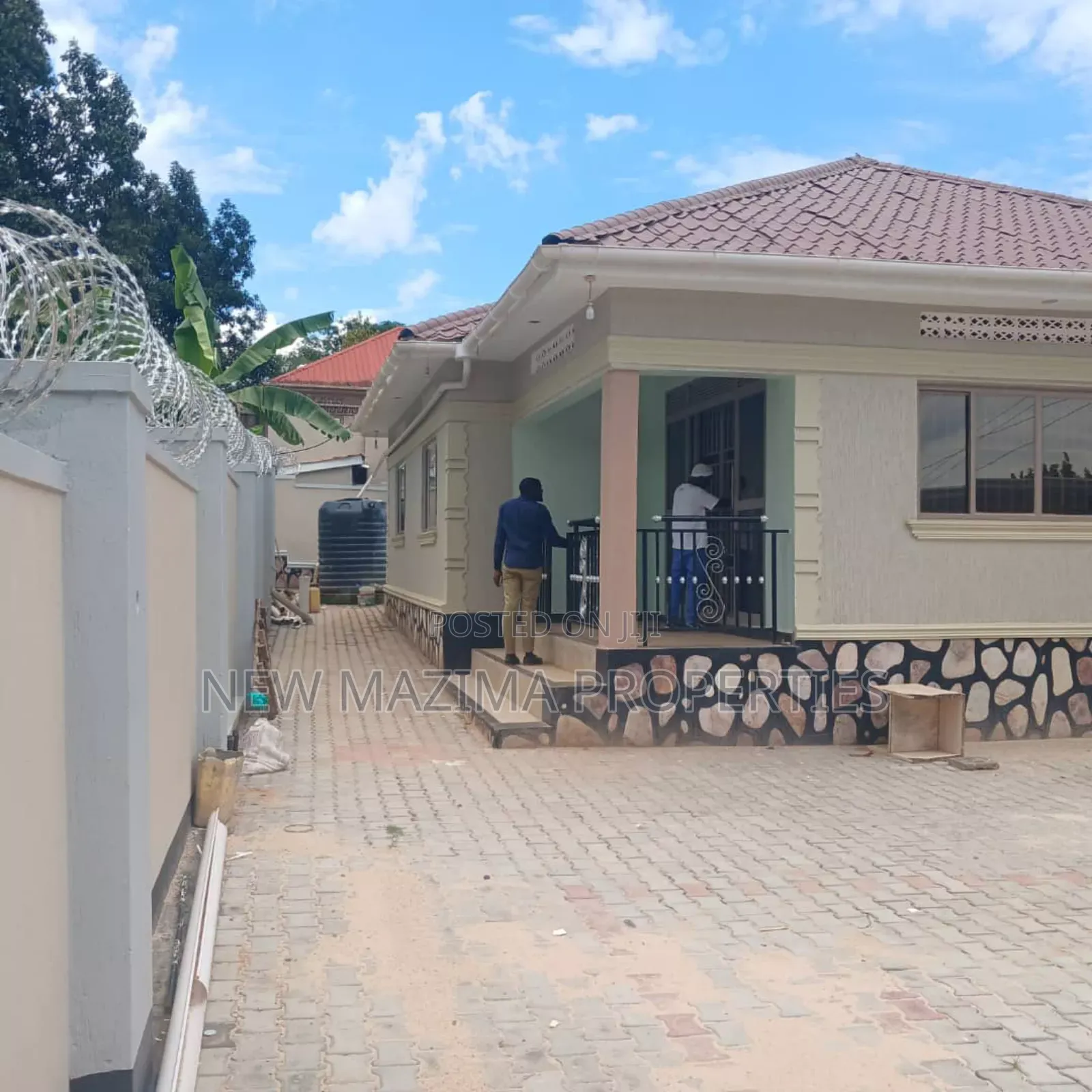 4bdrm Bungalow in Nansana Town, Central Division for sale