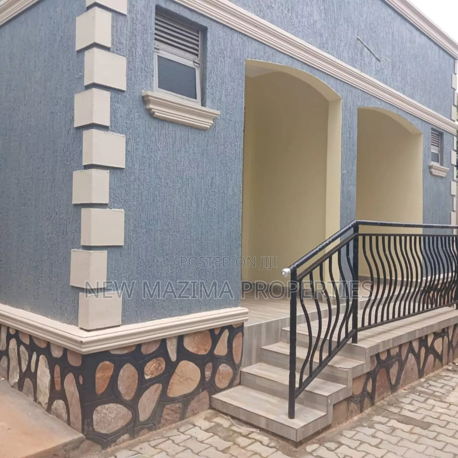4bdrm Bungalow in Nansana Town, Central Division for sale