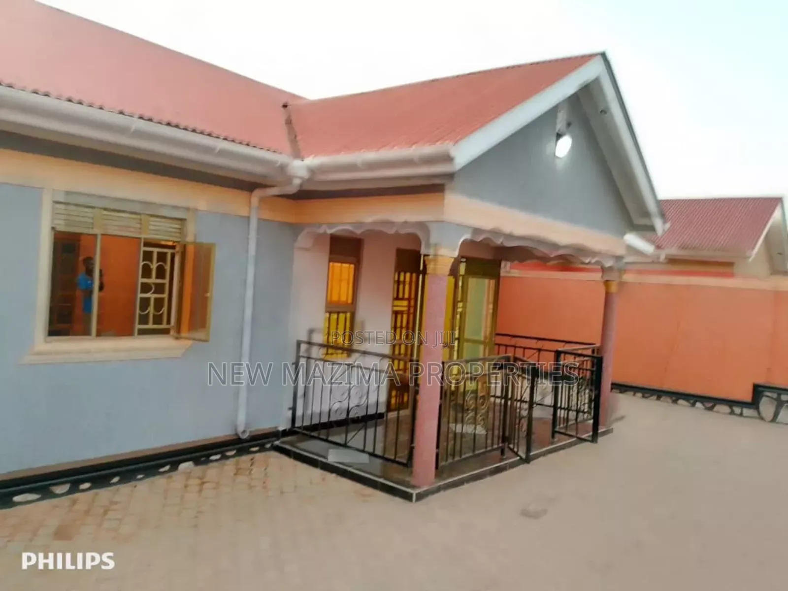 3bdrm Bungalow in Nansana Town, Central Division for sale