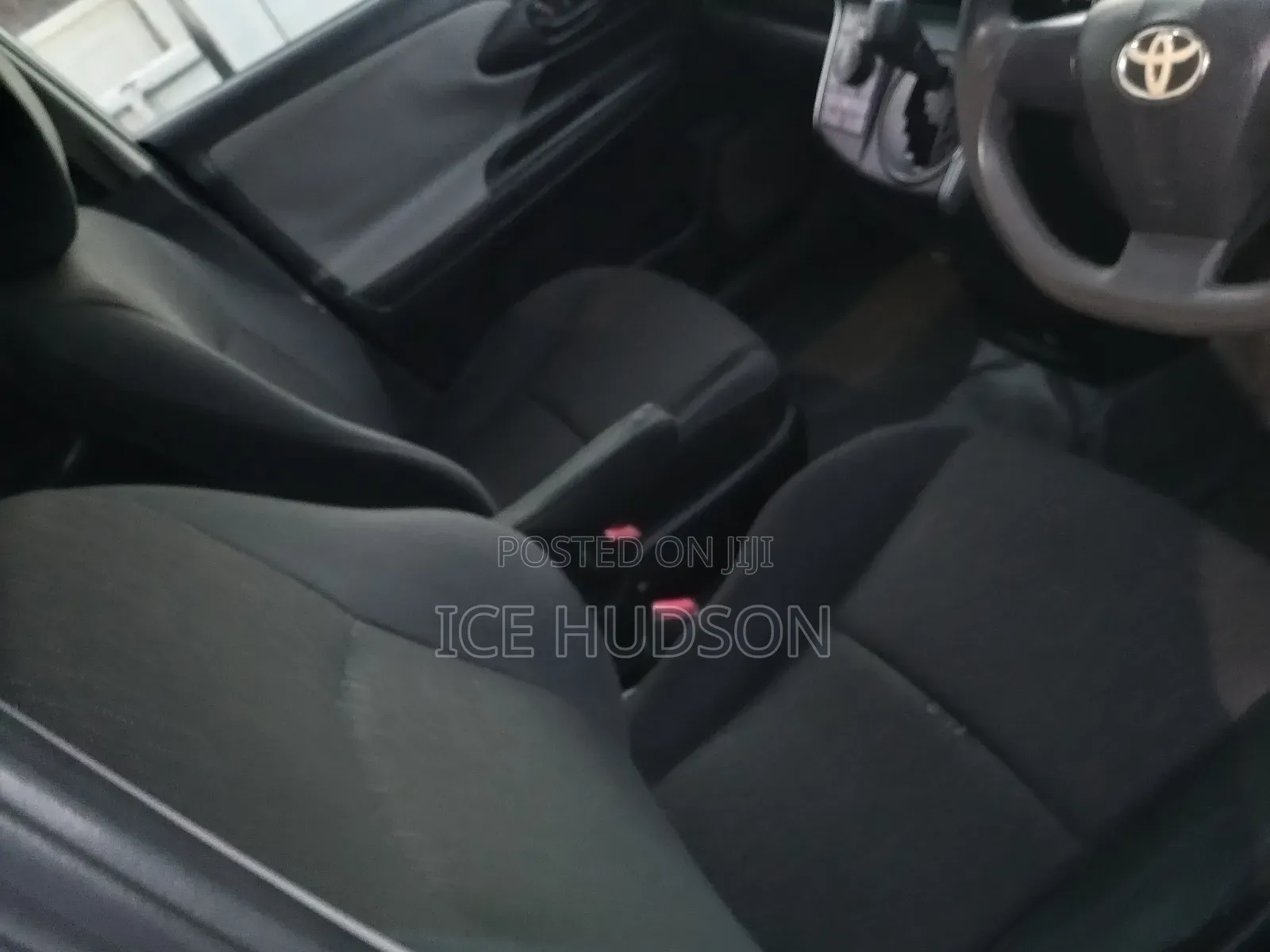 Toyota Wish 2011 Silver