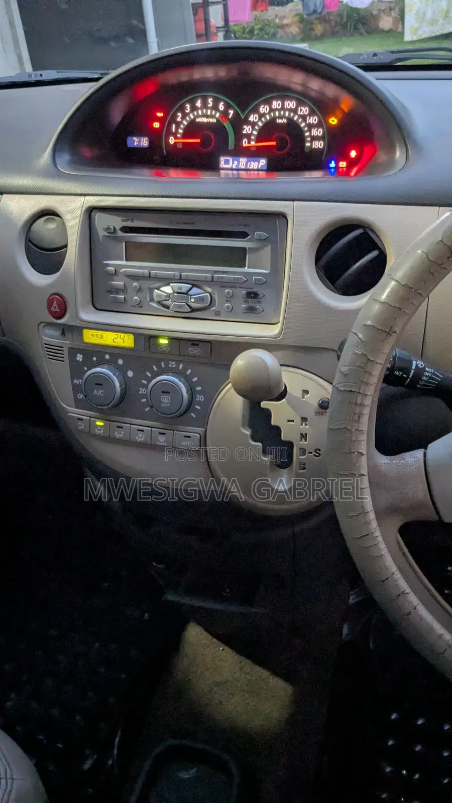Toyota Sienta 1.5 FWD 2009 Green