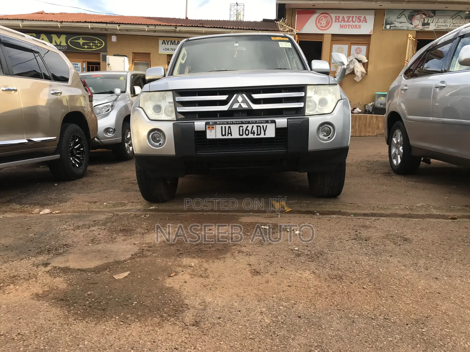 Mitsubishi Pajero 2010 Silver