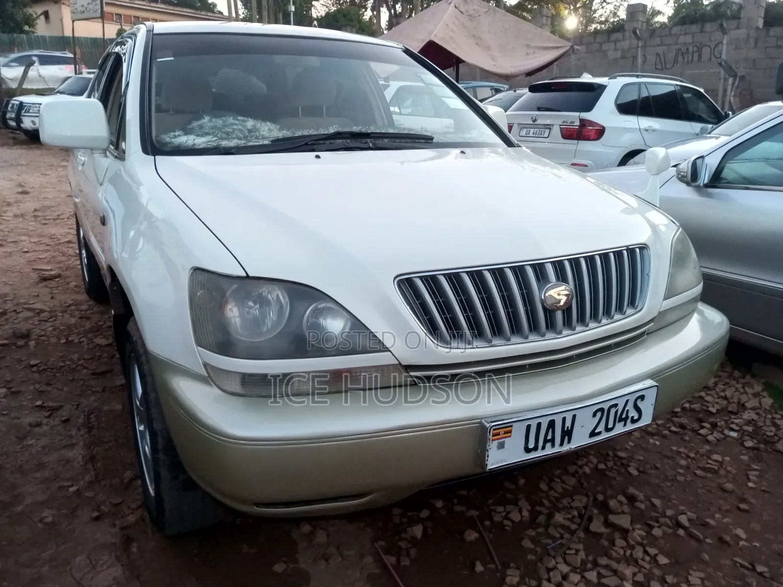 Toyota Harrier 1998 White