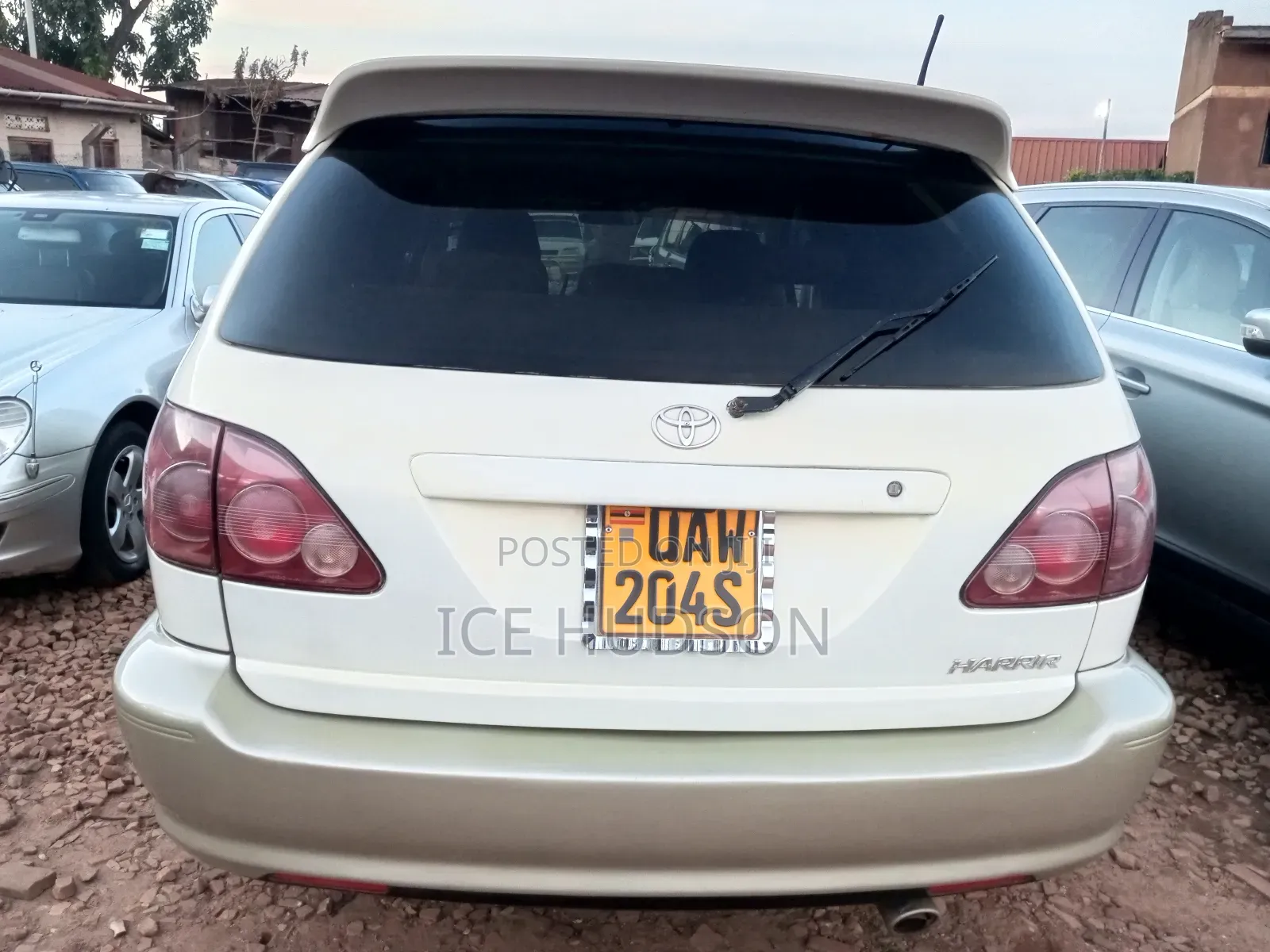 Toyota Harrier 1998 White