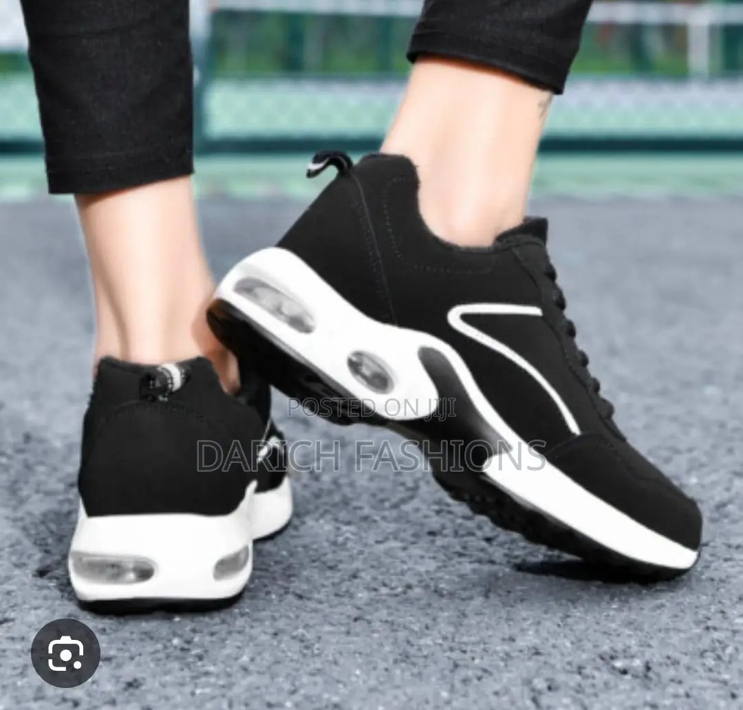Lady Sneakers