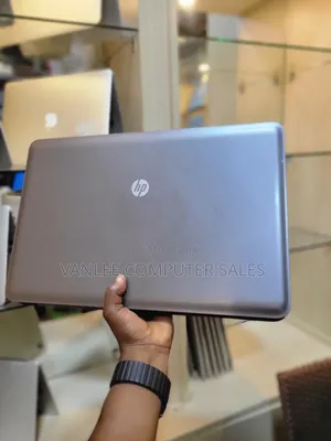 Laptop HP 250 G1 4GB Intel Core i3 HDD+SSD 320GB