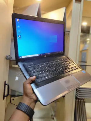 Laptop HP 250 G1 4GB Intel Core i3 HDD+SSD 320GB